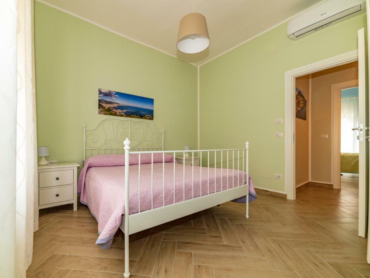 Appartamento La Carnale Salerno Bagian luar foto